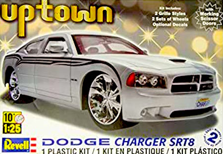 REVELL Dodge Charger SRT8 Uptown